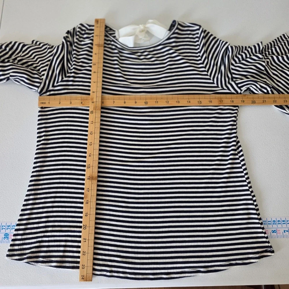 Blu‎ Pepper Ruffle Sleeve Top Womens Large Navy White Striped Bow Back Ribbed